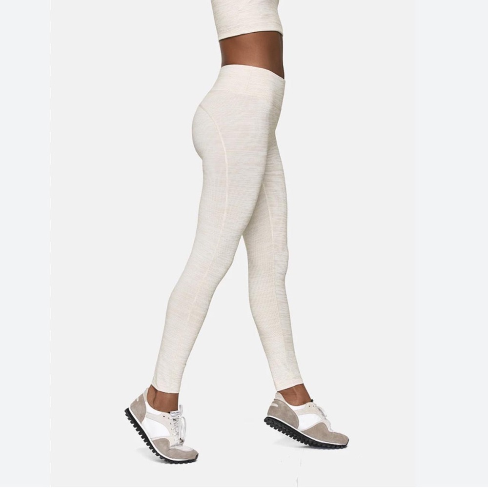 Outdoor Voices 7/8 athletic Women's Cream Leggings
